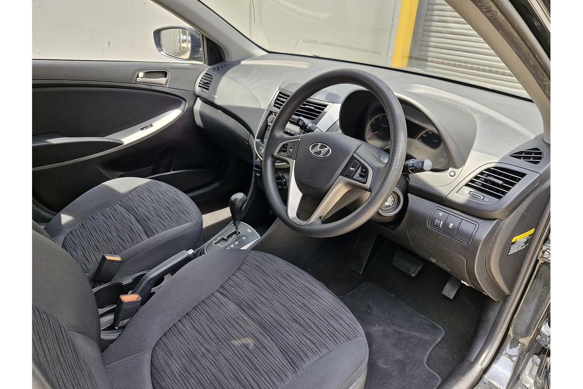 2015 Hyundai Accent Active RB3