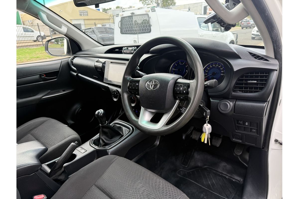 2019 Toyota Hilux SR GUN126R 4X4