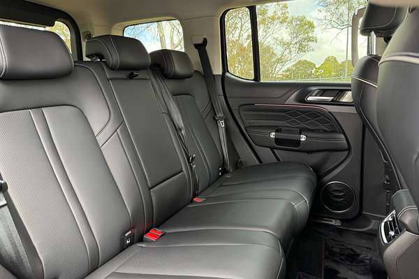 2025 GWM Tank 300 Ultra P01