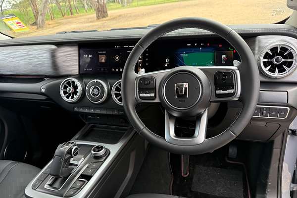 2025 GWM Tank 300 Ultra P01