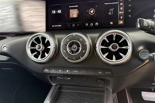 2025 GWM Tank 300 Ultra P01