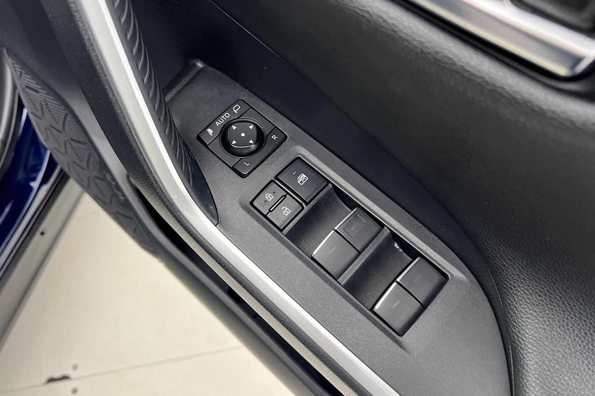 2022 Toyota RAV4 Cruiser AXAH52R