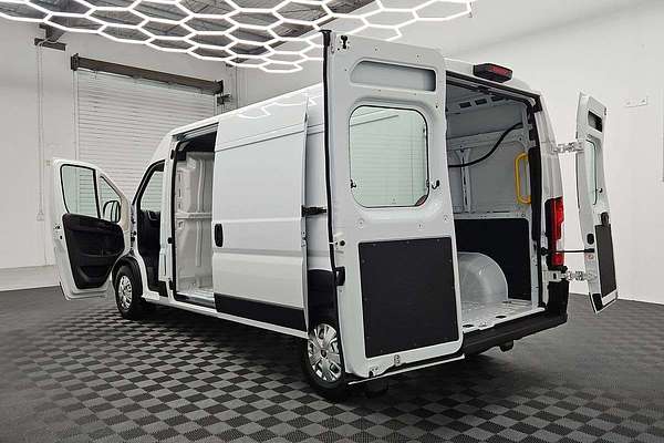 2025 Fiat Ducato Series 9 LWB
