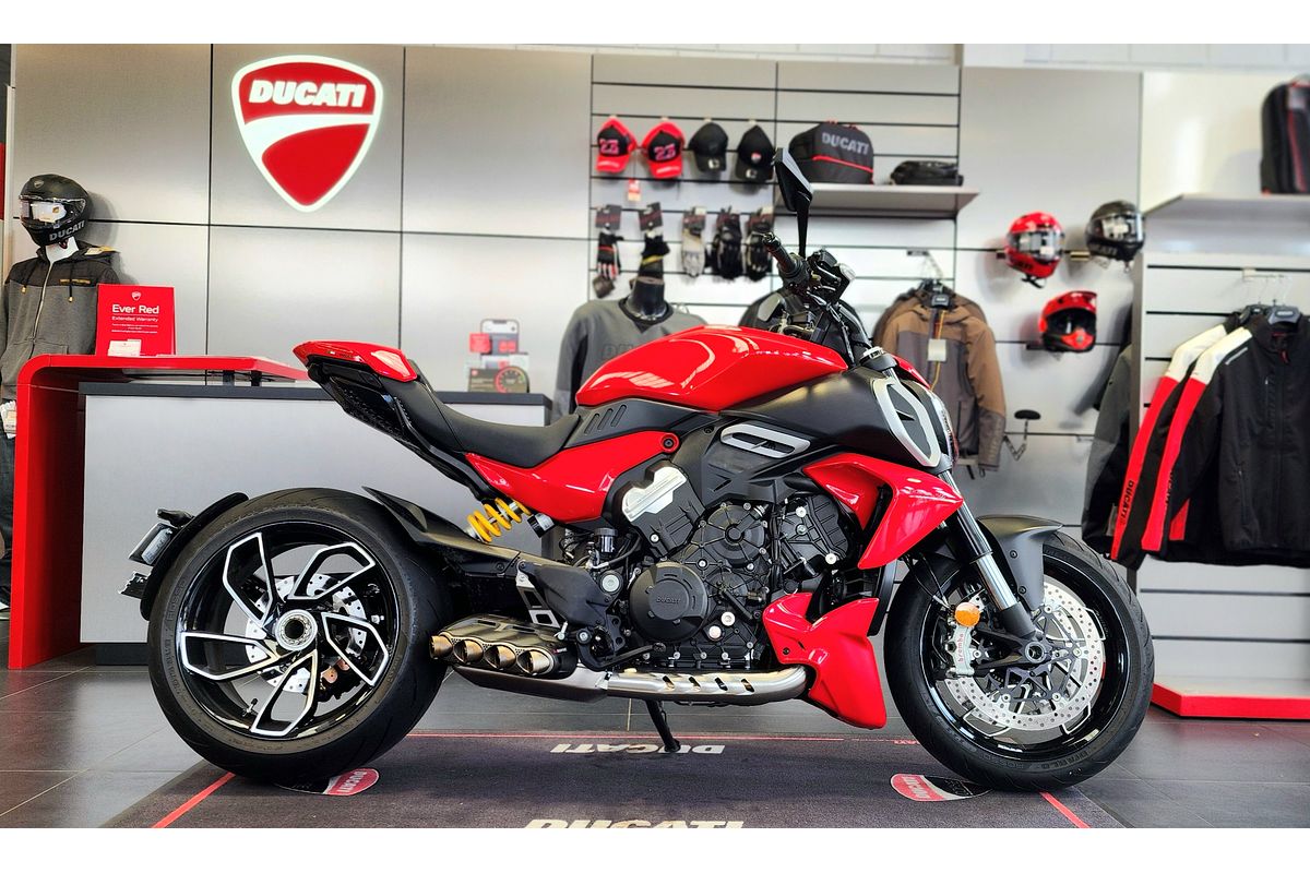 2024 Ducati Diavel V4