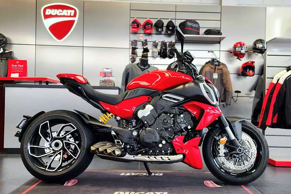2024 Ducati Diavel V4