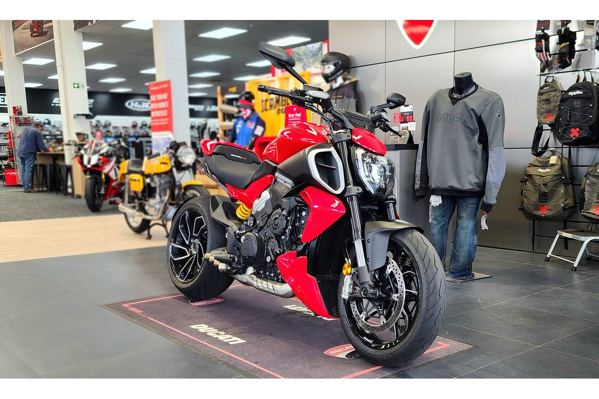 2024 Ducati Diavel V4