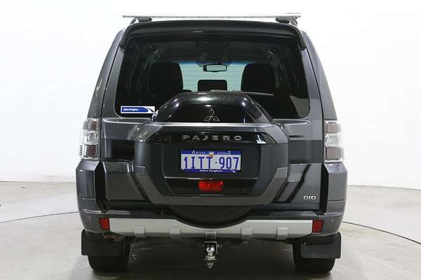 2018 Mitsubishi Pajero GLS NX