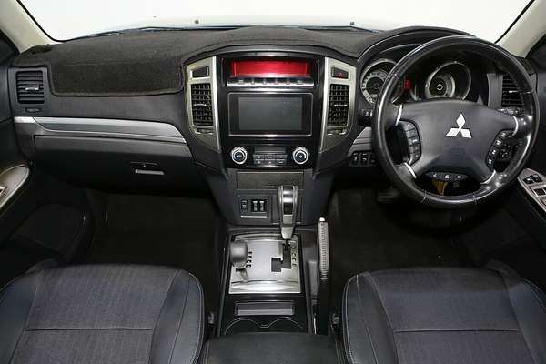 2018 Mitsubishi Pajero GLS NX