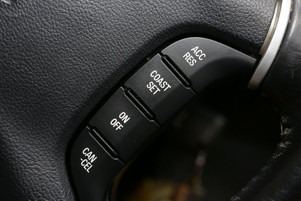 2018 Mitsubishi Pajero GLS NX