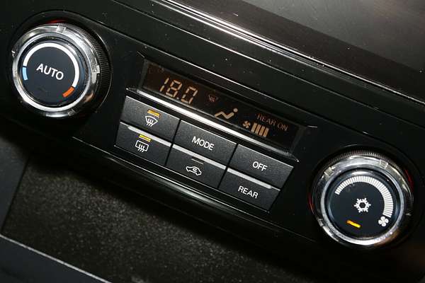 2018 Mitsubishi Pajero GLS NX