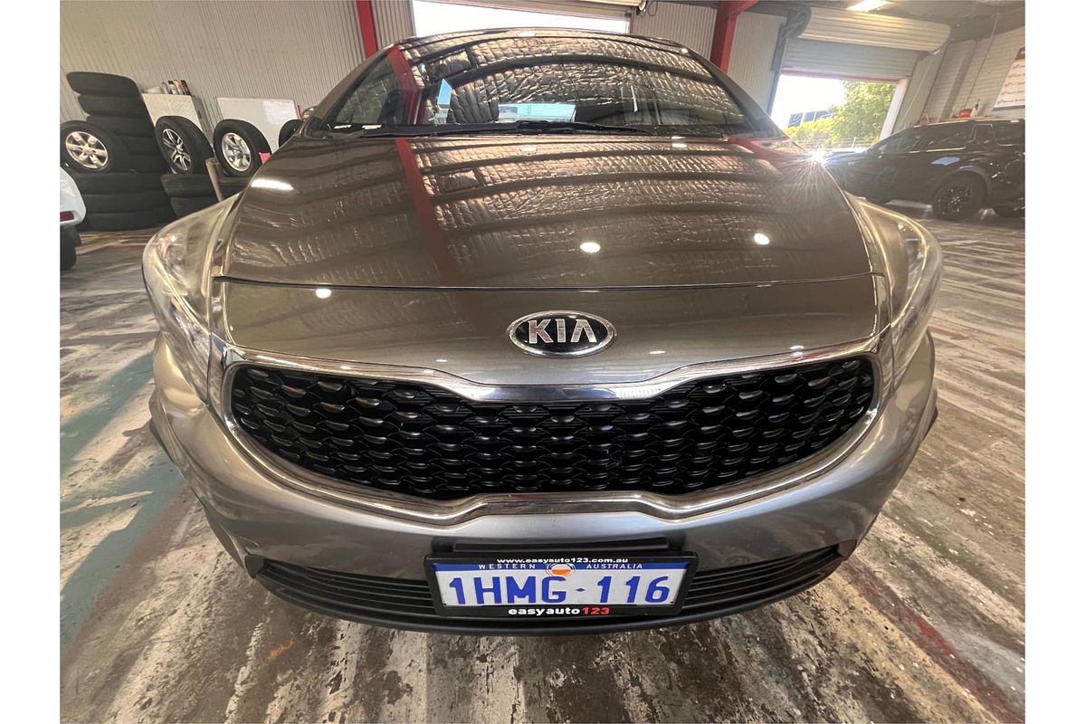 2017 Kia Rondo Si RP