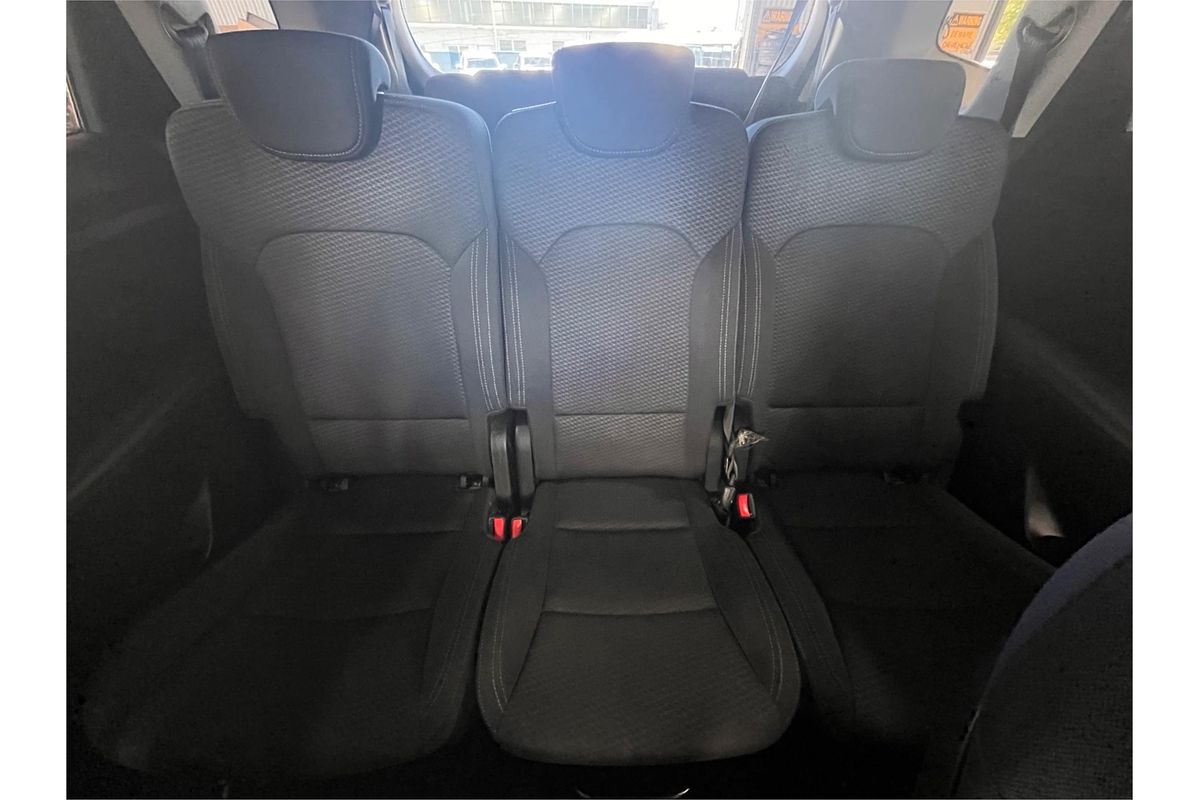 2017 Kia Rondo Si RP