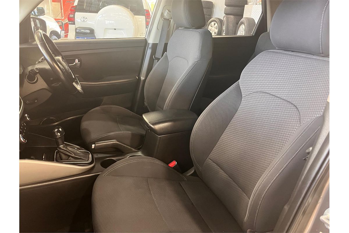 2017 Kia Rondo Si RP