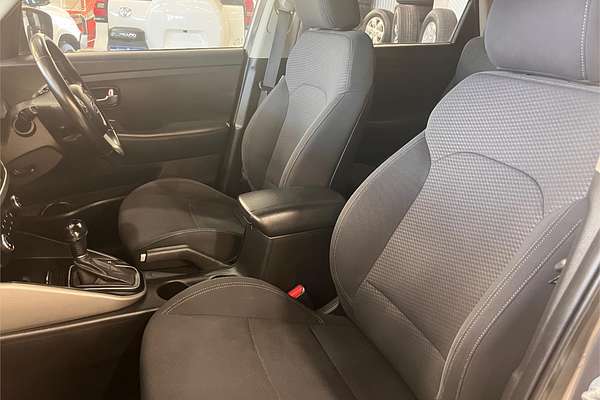 2017 Kia Rondo Si RP