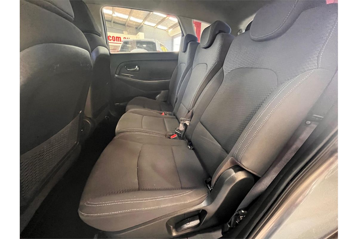 2017 Kia Rondo Si RP