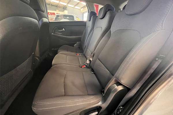 2017 Kia Rondo Si RP