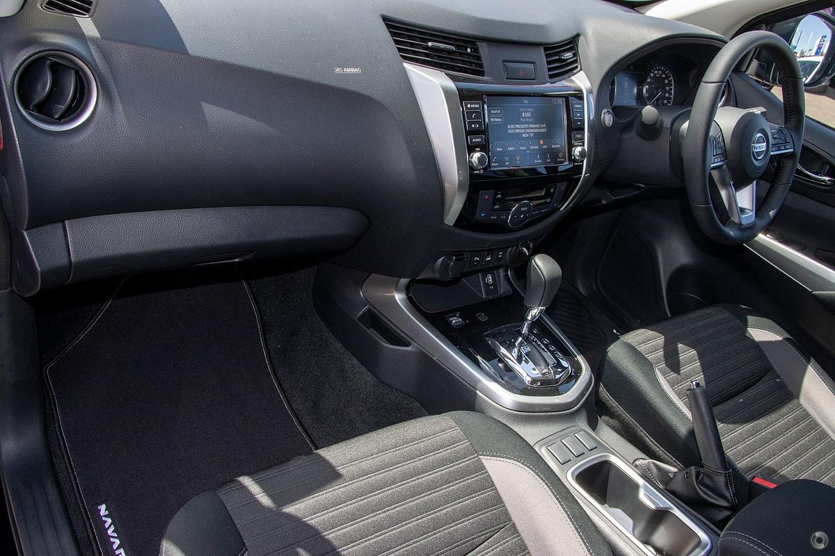2025 Nissan Navara ST-X D23 4X4