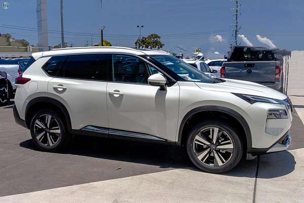 2025 Nissan X-TRAIL Ti T33