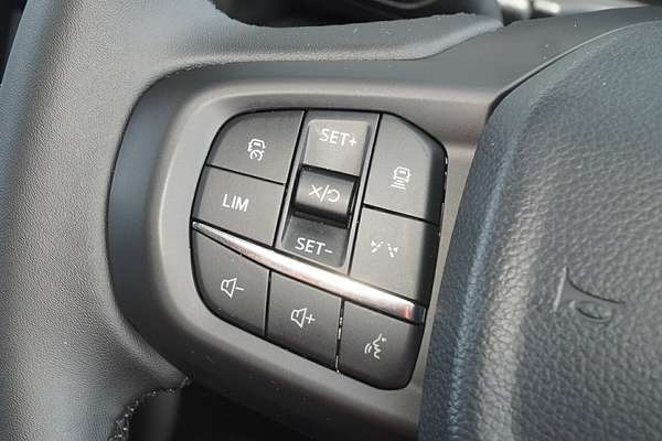 2025 Ford Everest Trend 2.0L