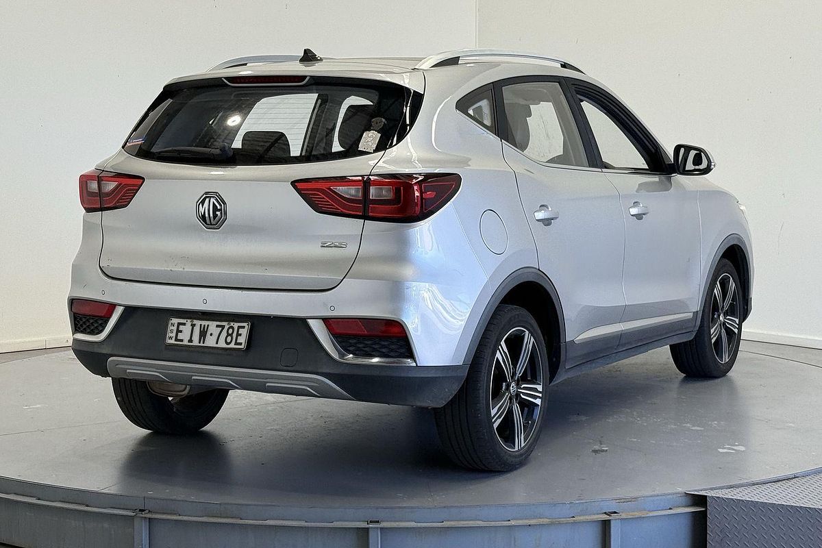 2020 MG ZS Essence AZS1