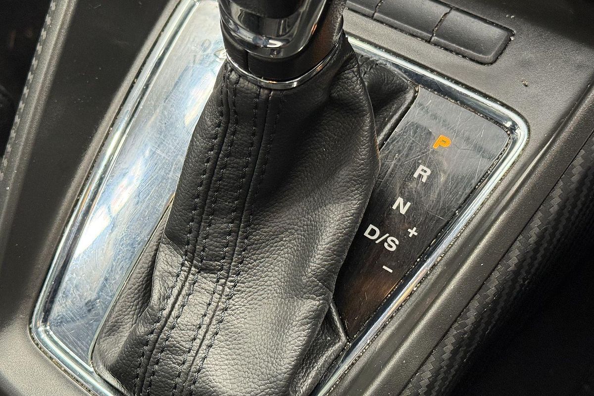 2020 MG ZS Essence AZS1