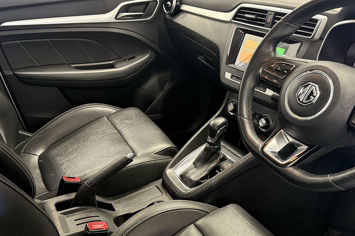 2020 MG ZS Essence AZS1