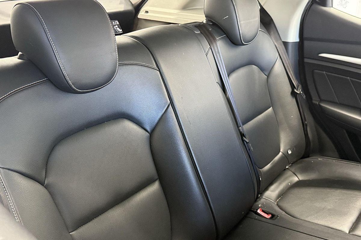 2020 MG ZS Essence AZS1