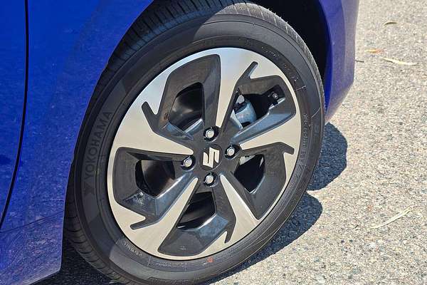 2025 Suzuki Swift Hybrid GLX UZ