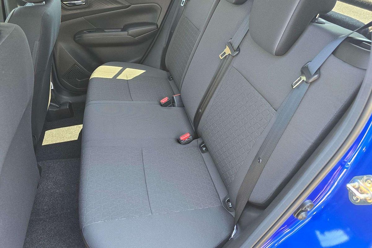 2025 Suzuki Swift Hybrid GLX UZ