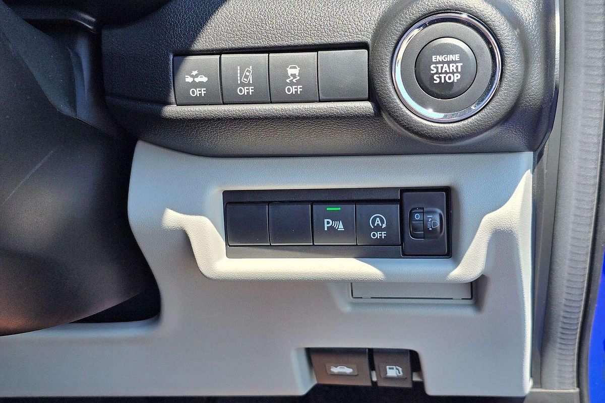 2025 Suzuki Swift Hybrid GLX UZ