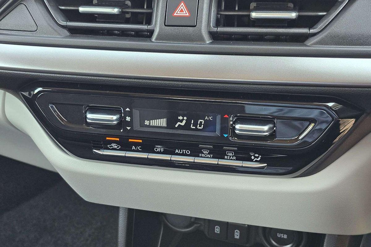 2025 Suzuki Swift Hybrid GLX UZ