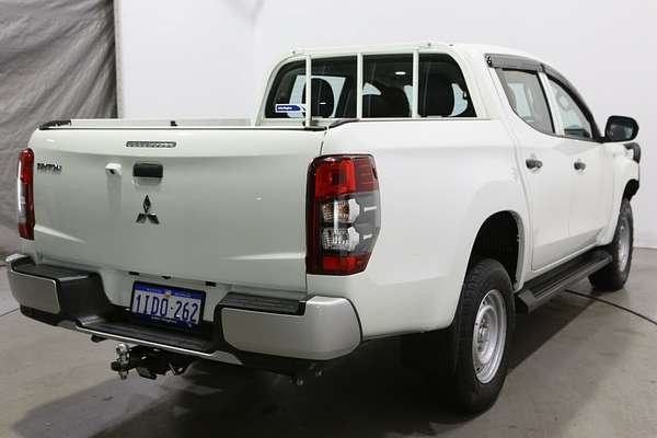 2023 Mitsubishi Triton GLX MR 4X4