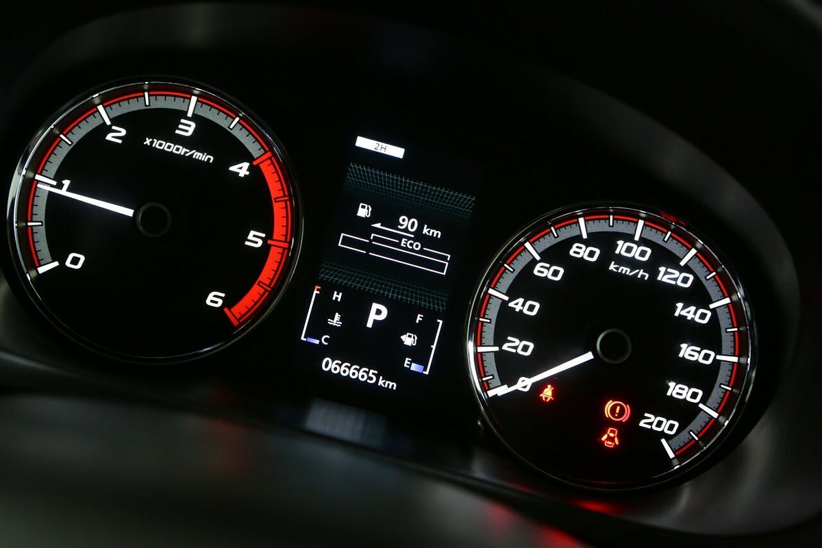 2023 Mitsubishi Triton GLX MR 4X4