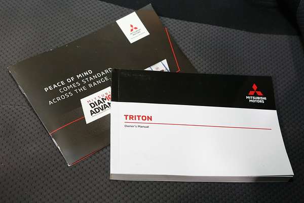 2023 Mitsubishi Triton GLX MR 4X4