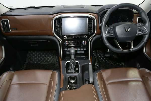 2023 Mahindra Scorpio Z8L