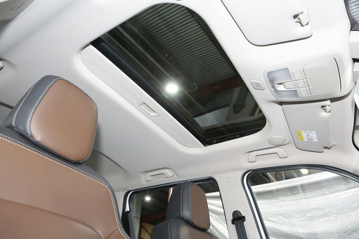 2023 Mahindra Scorpio Z8L