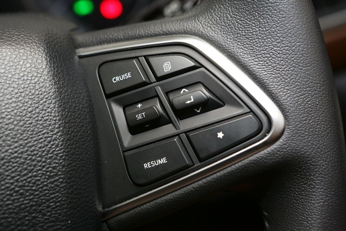 2023 Mahindra Scorpio Z8L