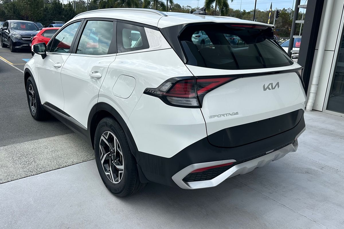 2023 Kia Sportage S NQ5