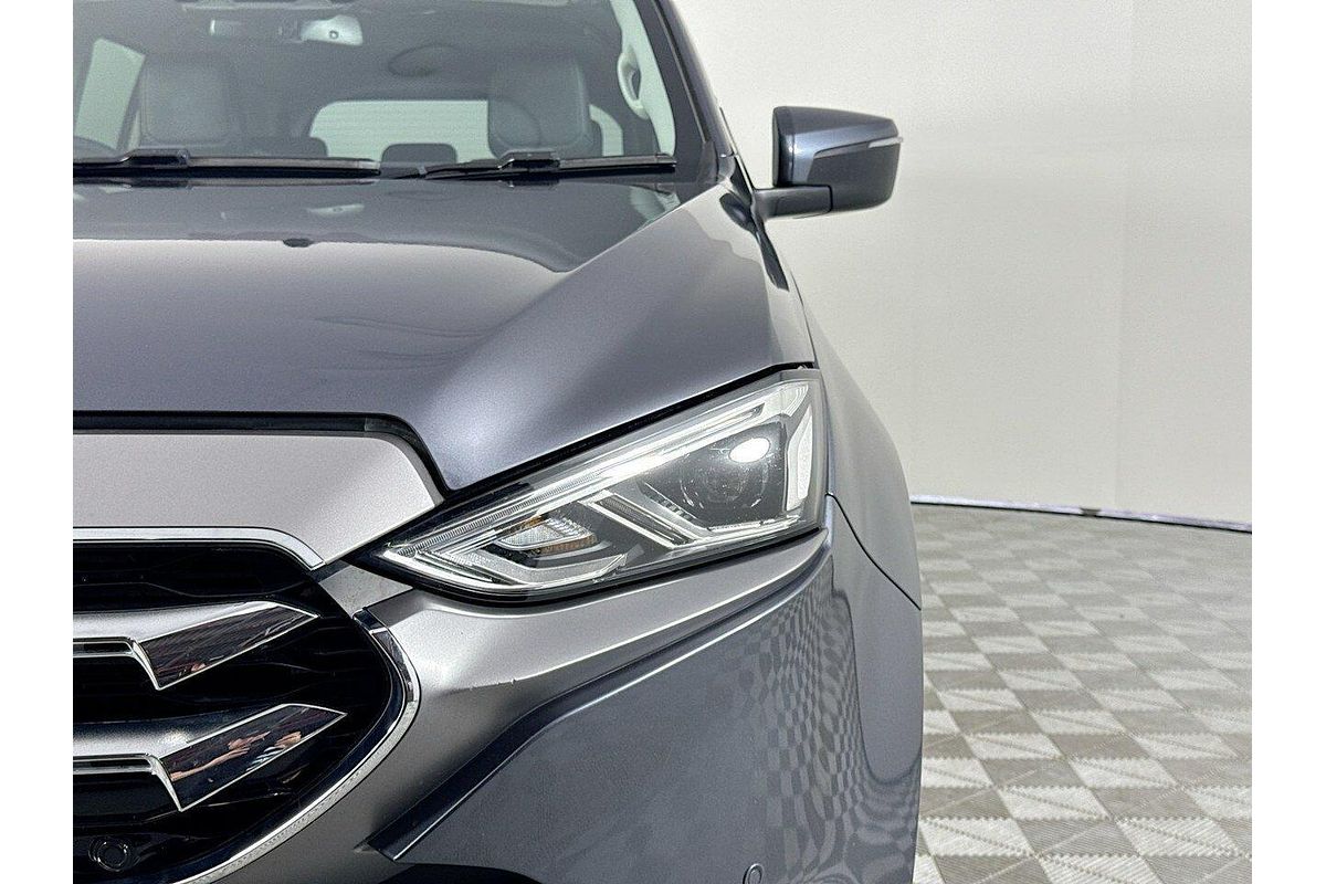 2022 Isuzu MU-X LS-T