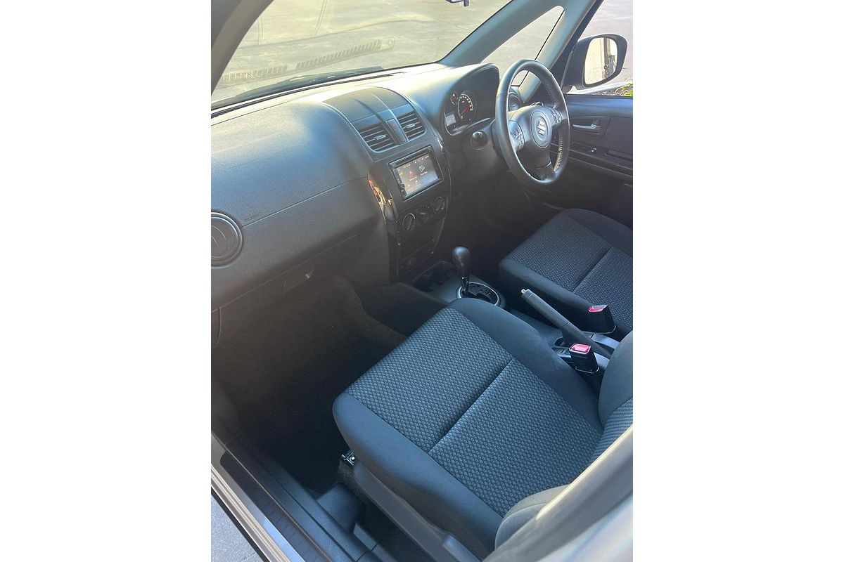 2014 Suzuki SX4 Crossover Navigator GYA