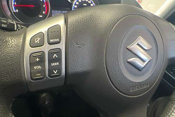 2014 Suzuki SX4 Crossover Navigator GYA