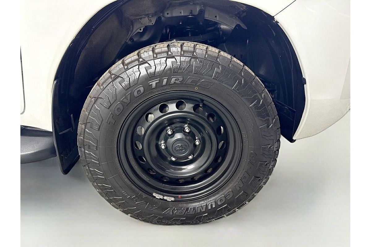 2022 Toyota Hilux SR GUN126R 4X4