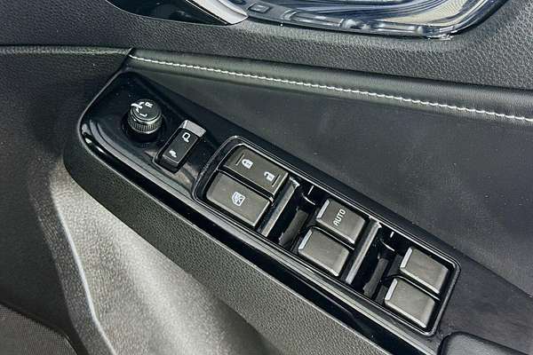 2022 Isuzu MU-X LS-T