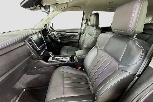 2022 Isuzu MU-X LS-T