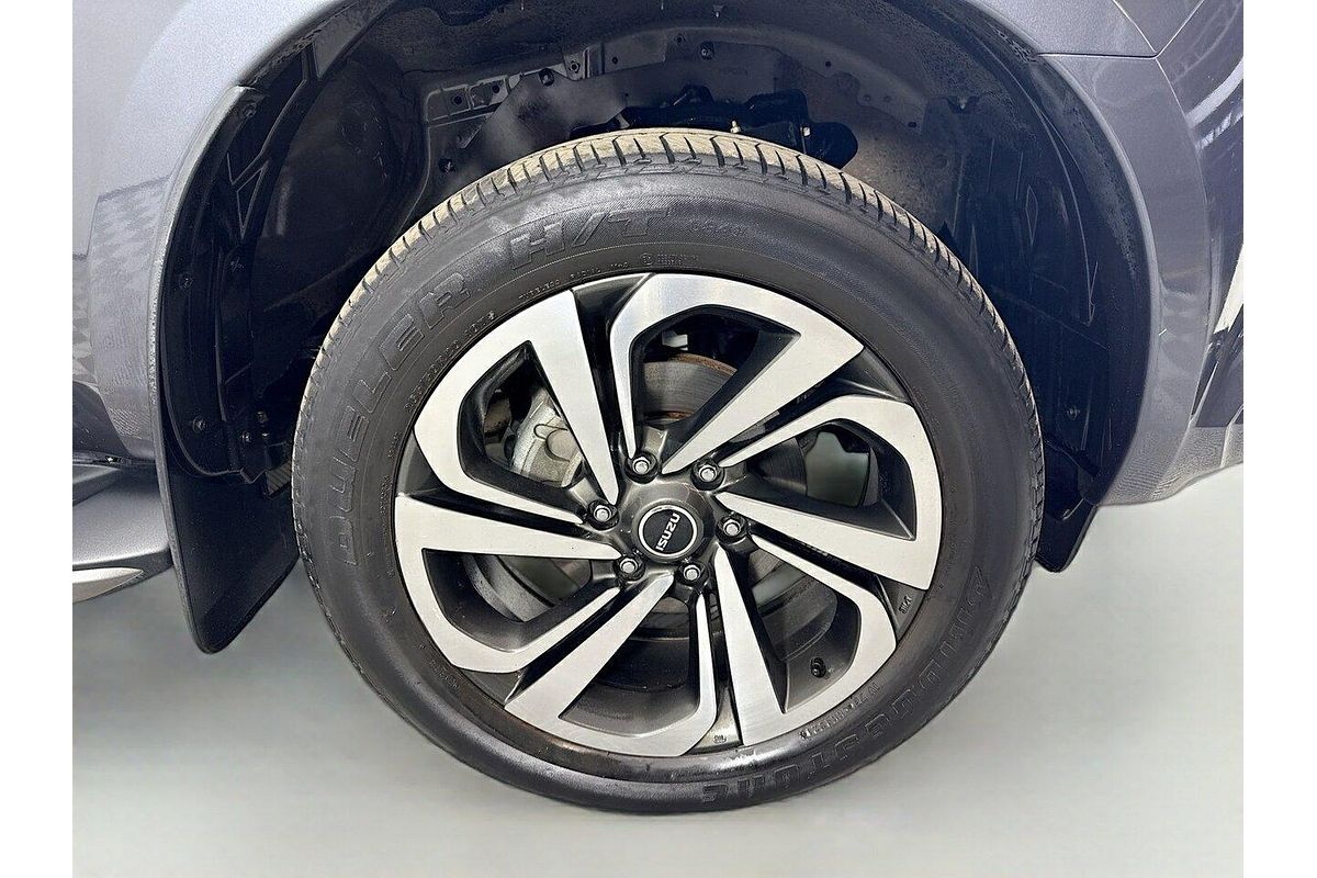 2022 Isuzu MU-X LS-T