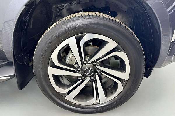 2022 Isuzu MU-X LS-T