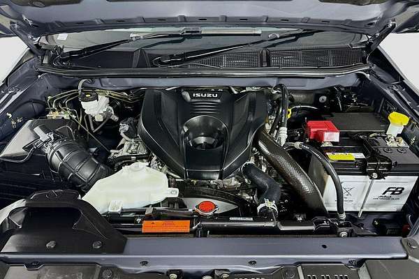 2022 Isuzu MU-X LS-T