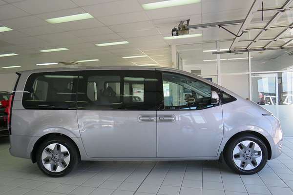2025 Hyundai STARIA Elite US4.V3