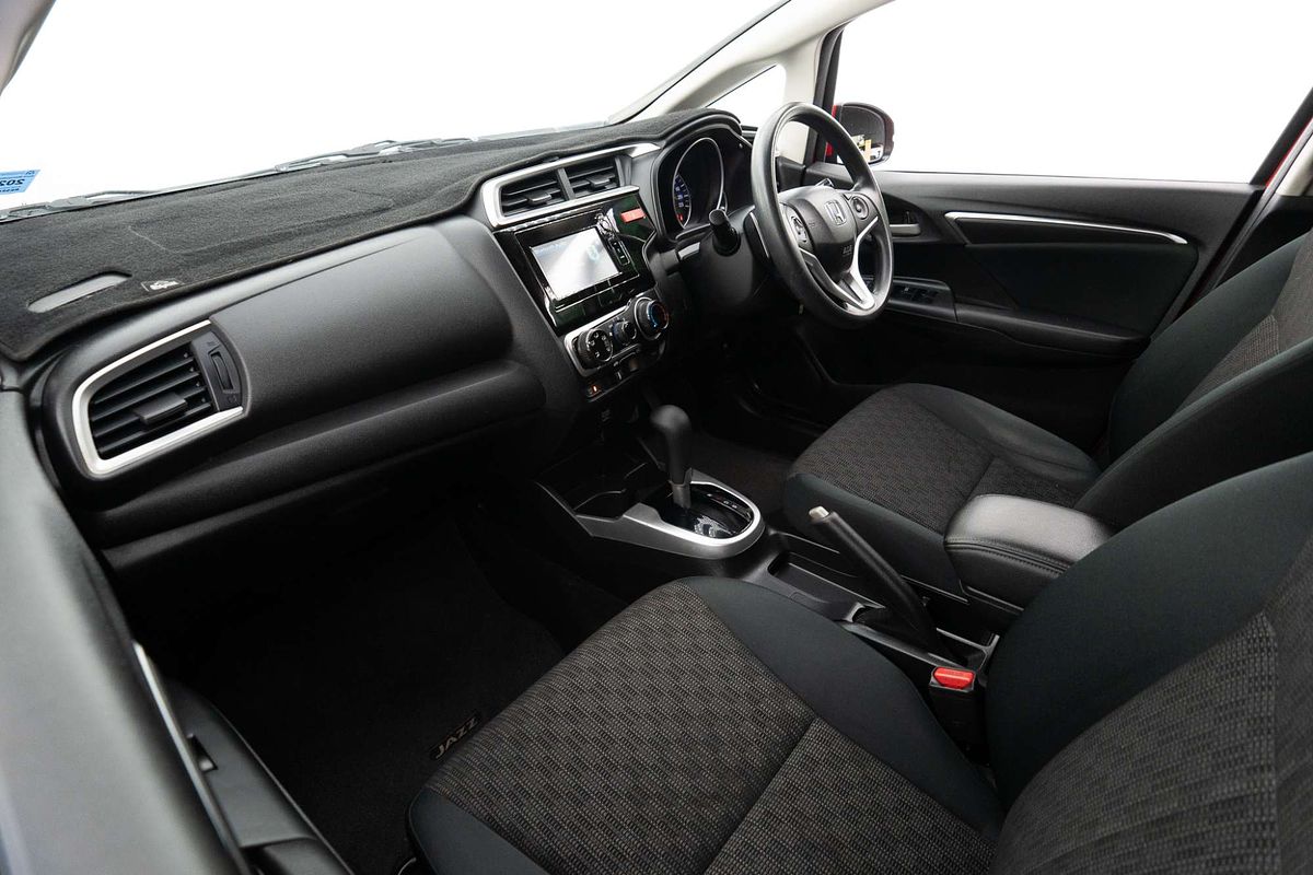 2017 Honda Jazz VTi GF