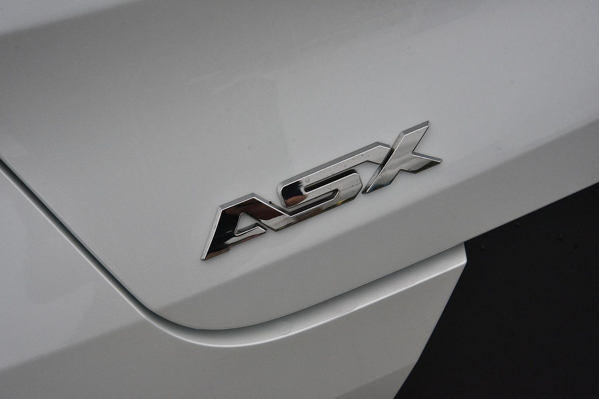 2025 Mitsubishi ASX Exceed XE